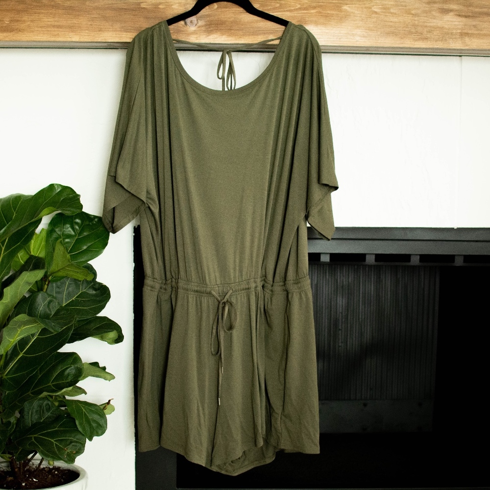 NWT Gap Olive Romper with Open Back